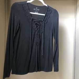 Soft and sexy American eagle shirt